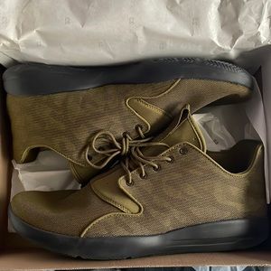 Jordan eclipse worn twice great condition